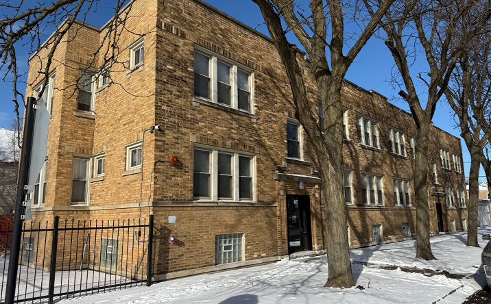 Pictures of Multifamily property located at 7256 S Blackstone Ave, Chicago, IL 60619 for sales - image #1