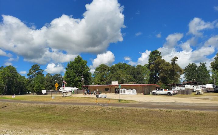 Pictures of Retail property located at 18698 fm 1751 bronson, Bronson, TX 75968 for sales - image #1