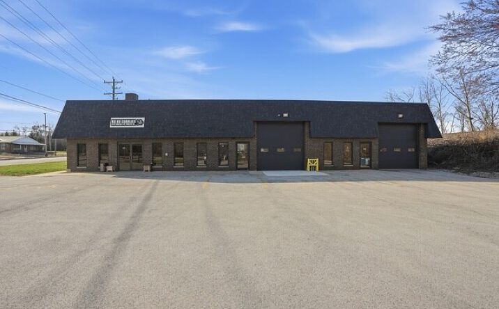 Pictures of Mixed Use, Multifamily, Office, Retail property located at 968-980 Main St, Crete, IL 60417 for sales - image #1