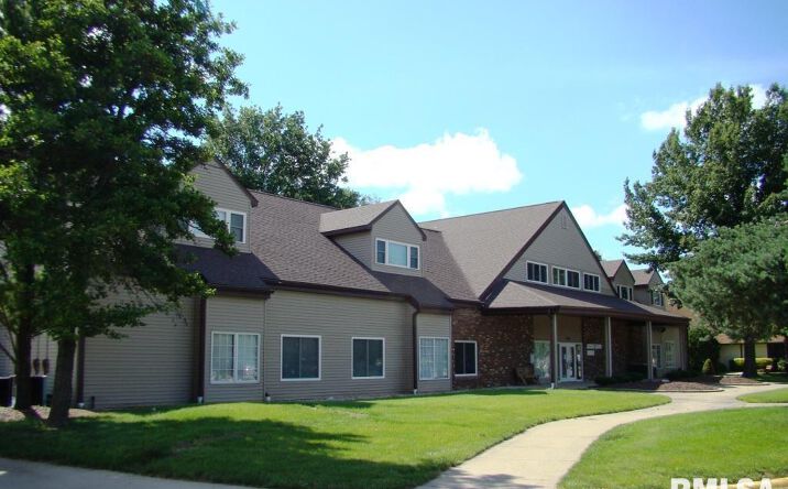 Pictures of Office property located at 975 S Durkin Drive, Springfield, IL 62704 for sales - image #1