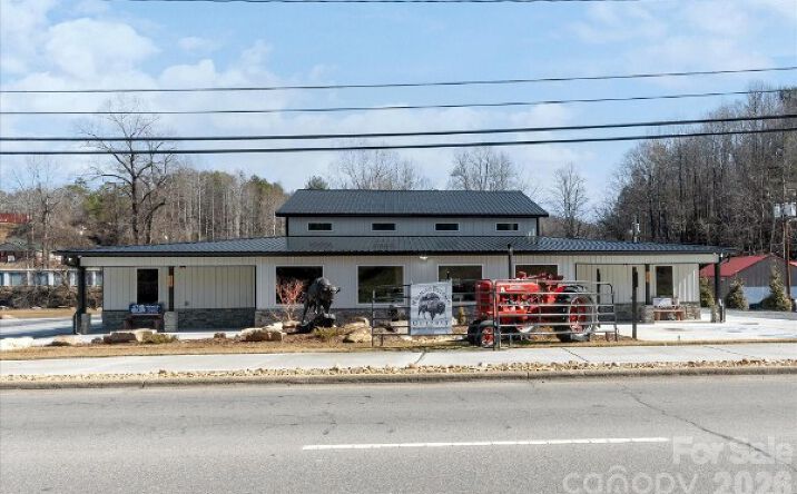 Pictures of Retail property located at 1380 N Main St, Marion, NC 28752 for sales - image #1