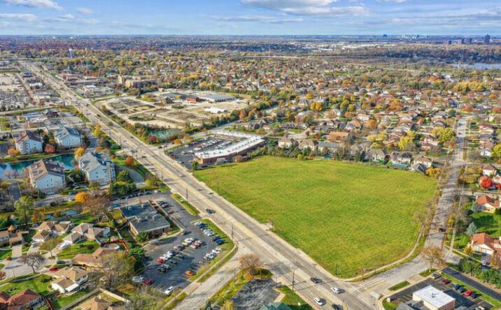 Pictures of Land property located at 1100 W Lake Street, Addison, IL 60101 for sales - image #1