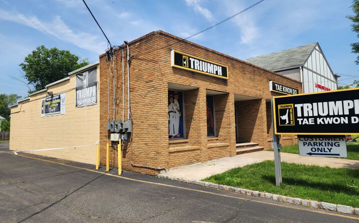 Pictures of Retail property located at 214 W Union Ave, Bound Brook, NJ 08805 for sales - image #1