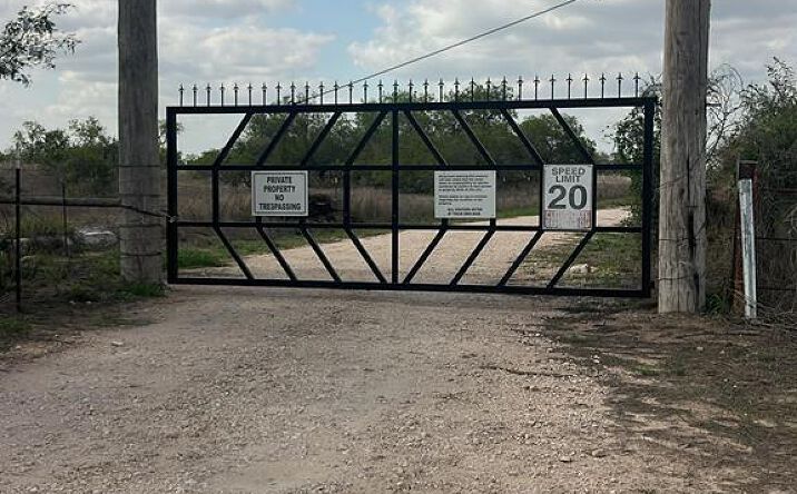Pictures of Land property located at 313 Cr 313, Encino, TX 78353 for sales - image #1