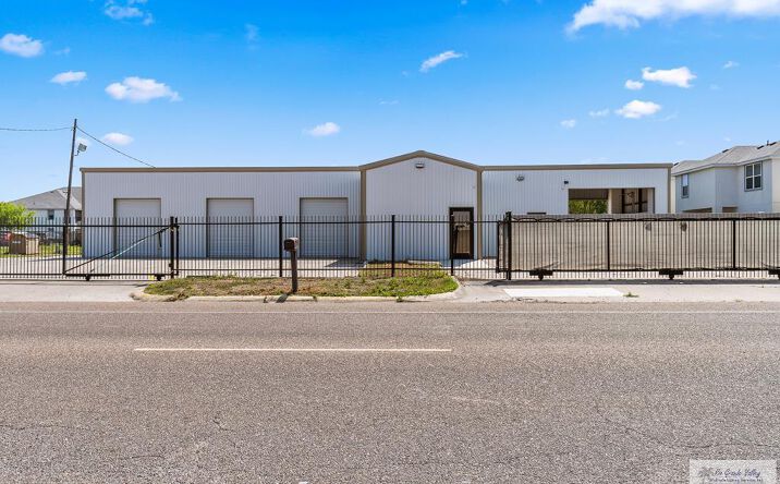 Pictures of Office property located at 3202 E Grimes Rd # 1, Harlingen, TX 78550 for sales - image #1