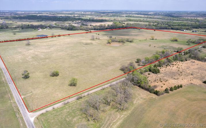 Pictures of Land property located at Chestnut Lane, Calera, OK 74701 for sales - image #1