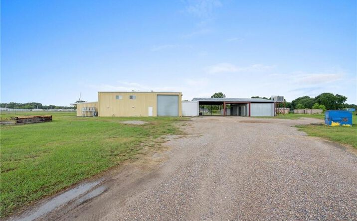 Pictures of Special Purpose property located at 1635 S Thibodeaux Road S, Jennings, LA 70546 for sales - image #1