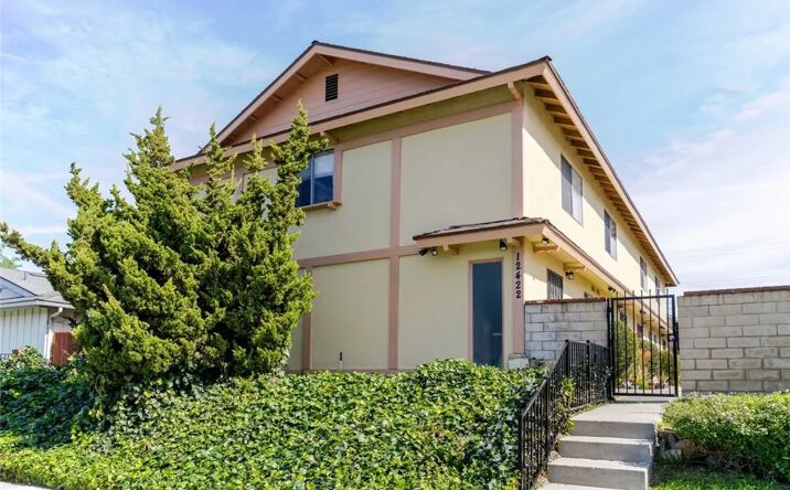 Pictures of Multifamily property located at 12422 Clearglen Avenue, Whittier, CA 90604 for sales - image #1