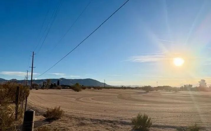 Pictures of Land property located at 23585 Bear Valley, Apple Valley, CA 92308 for sales - image #1