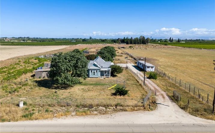 Pictures of Land property located at 12656 E Nebraska Ave, Selma, CA 93662 for sales - image #1