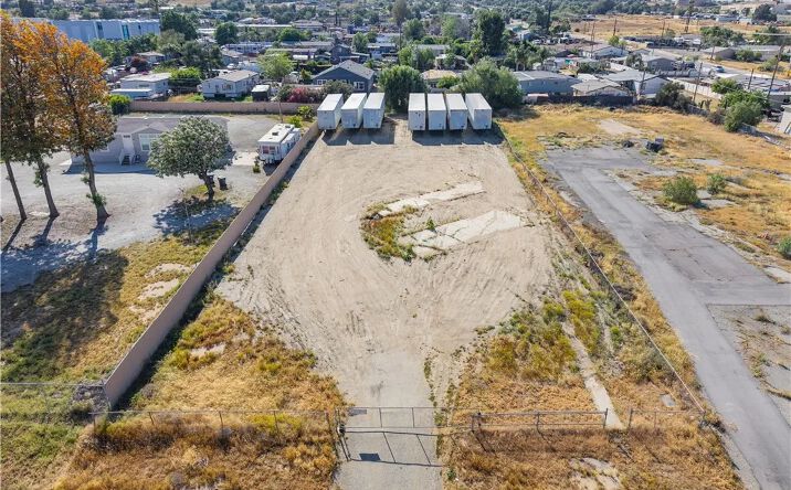Pictures of Land property located at 22985 Markham, Perris, CA 92570 for sales - image #1