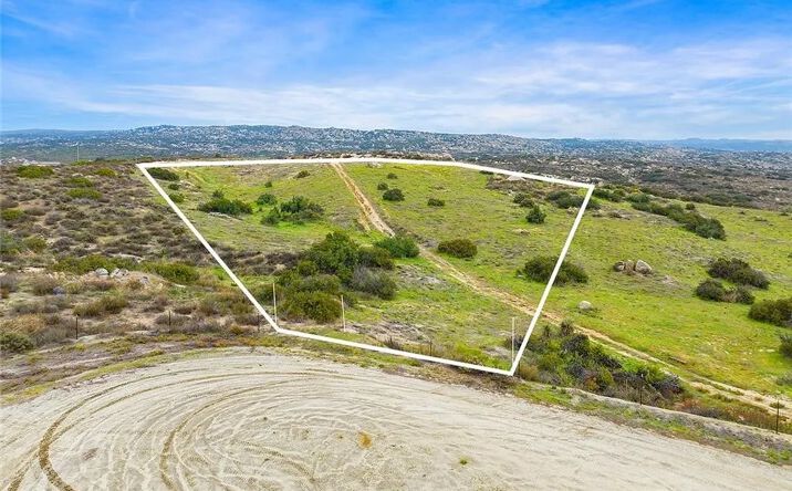 Pictures of Land property located at 41120 Jojoba Hills, Aguanga, CA 92536 for sales - image #1
