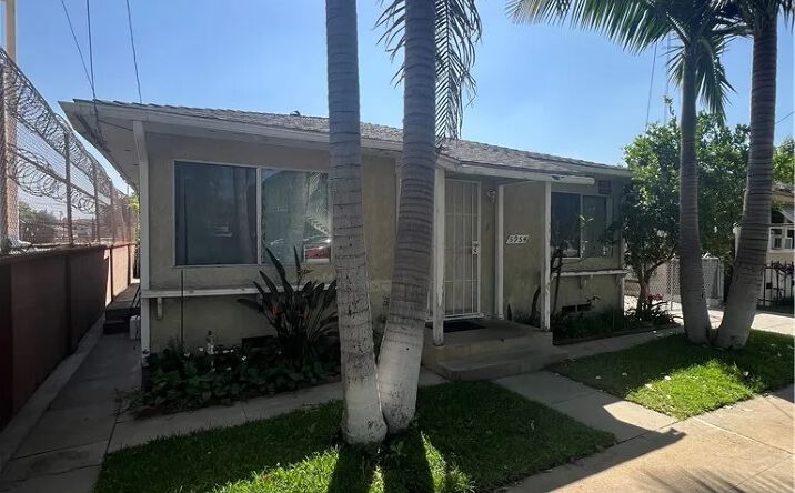 Pictures of Multifamily property located at 5954 Riverside, Huntington Park, CA 90255 for sales - image #1