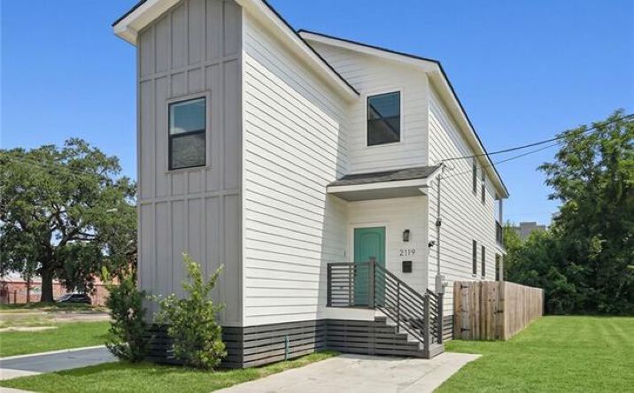 Pictures of Multifamily property located at 2119 Martin Luther King Jr Blvd, New Orleans, LA 70113 for sales - image #1