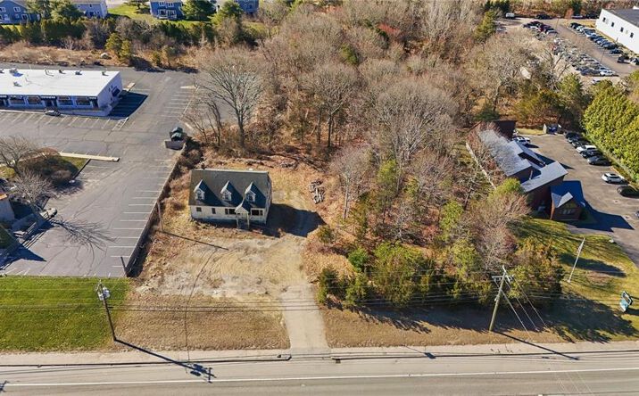Pictures of Office, Retail, Industrial property located at 261 Post Road, Westerly, RI 02891 for sales - image #1