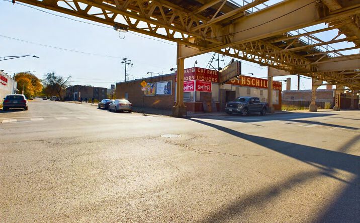 Pictures of Retail property located at 425 E 63rd St, Chicago, IL 60637 for sales - image #1