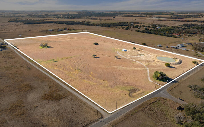 Pictures of Land property located at 2501 Co Rd 224, Florence, TX 76527 for sales - image #1
