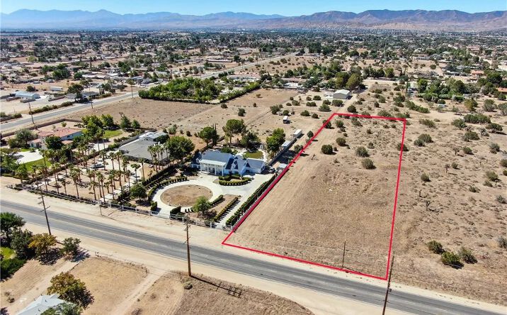 Pictures of Land property located at 2060 W Avenue N, Palmdale, CA 93551 for sales - image #1
