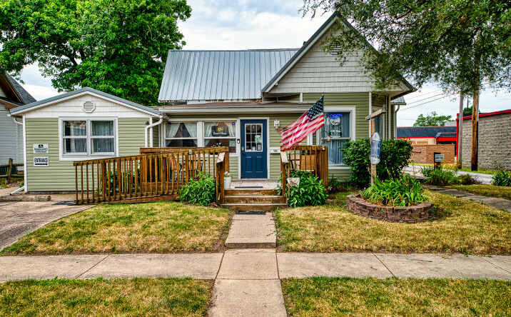 Pictures of Business for Sale property located at 110 E Madison St, Paris, IL 61944 for sales - image #1