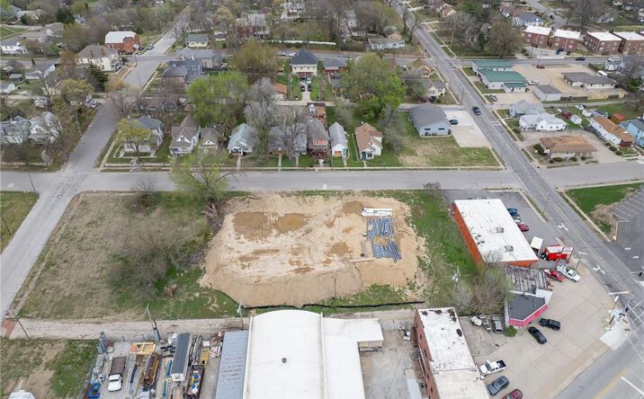 Pictures of Land property located at 2012-2022 Jones Street, St Joseph, MO 64501 for sales - image #1