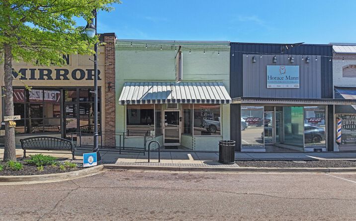 Pictures of Retail property located at 1108 S Main Street, Milan, TN 38358 for sales - image #1