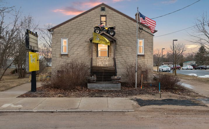 Pictures of Hospitality, Mixed Use, Retail, Special Purpose property located at 145 N McKenzie Ave, Gillett, WI 54124 for sales - image #1