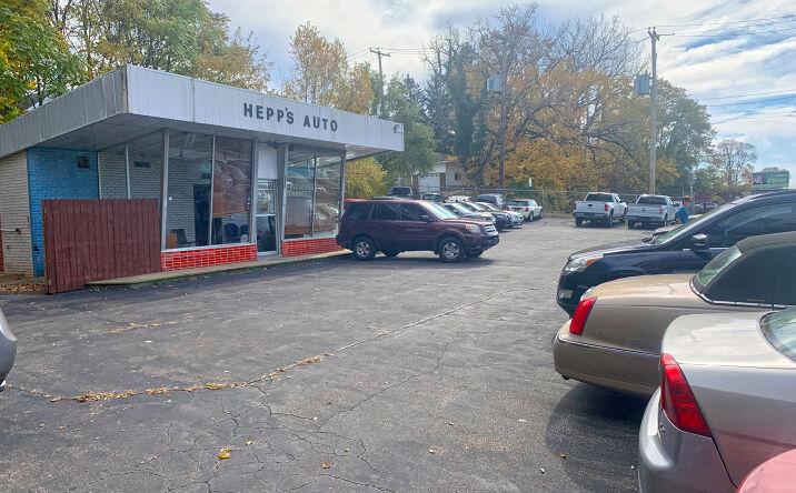 Pictures of Retail property located at 1895 S Main St, Akron, OH 44301 for sales - image #1