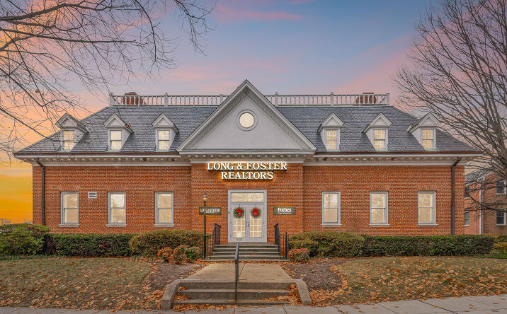 Pictures of Retail property located at 20 Chevy Chase Cir, Washington, DC 20015 for sales - image #1