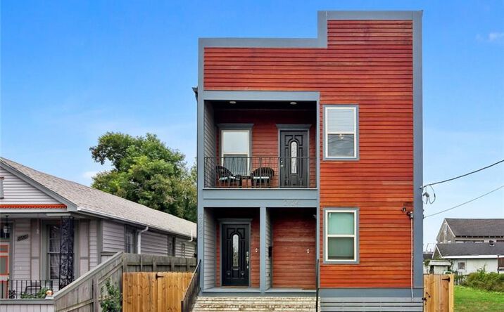 Pictures of Multifamily property located at 2722 New Orleans Street, New Orleans, LA 70119 for sales - image #1