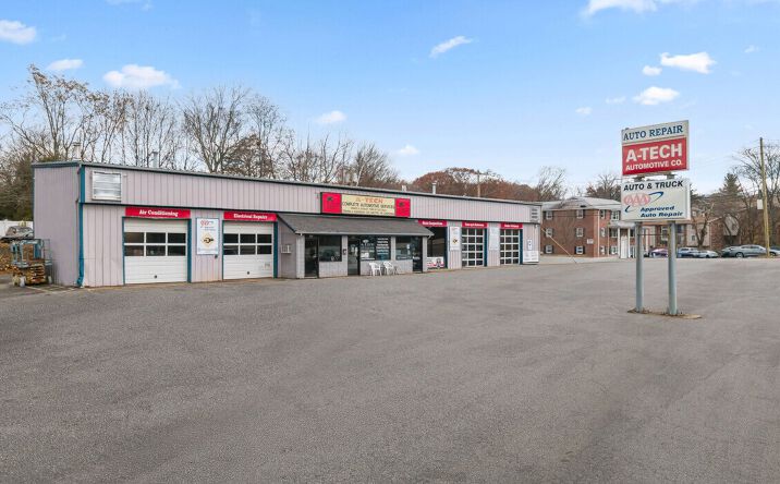 Pictures of Retail property located at 433 Boston Tpke, Shrewsbury, MA 01545 for sales - image #1