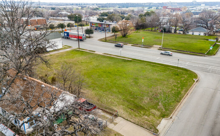 Pictures of Land property located at 306 W Northside Dr, Fort Worth, TX 76164 for sales - image #1