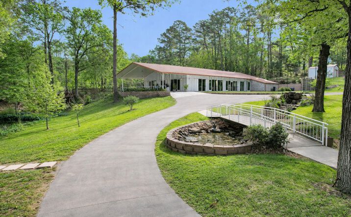 Pictures of Business for Sale, Hospitality, Mixed Use, Special Purpose property located at Wedding Venue, Conroe, TX 77304 for sales - image #1