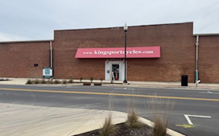 Pictures of Retail property located at 100 Island St, Kingsport, TN 37660 for sales - image #1