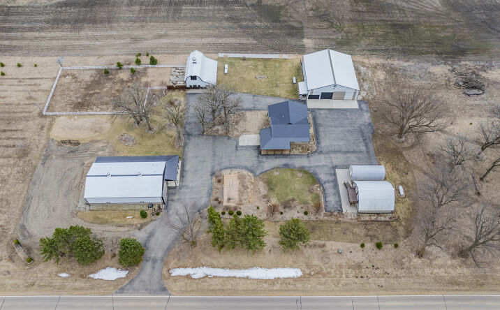 Pictures of Mixed Use property located at 90917 240th St, Austin, MN 55912 for sales - image #1