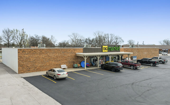 Pictures of Retail property located at 10020 U.S. 24, Silver Lake, KS 66539 for sales - image #1