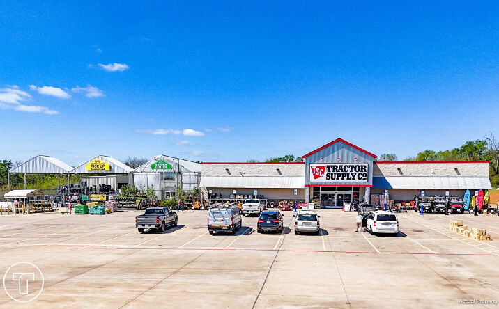 Pictures of Retail, Special Purpose property located at 562 S Marcus St, Alto, TX 75925 for sales - image #1