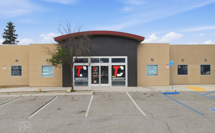 Pictures of Retail, Office property located at 314 TRUXTUN AVE, BAKERSFIELD, CA 93301 for sales - image #1