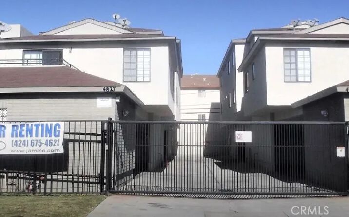 Pictures of Multifamily property located at 4823 W 118th Place, Hawthorne, CA 90250 for sales - image #1