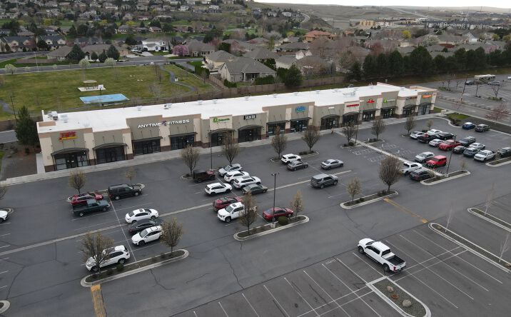 Pictures of Retail property located at 2909 S Quillan St, Kennewick, WA 99337 for sales - image #1