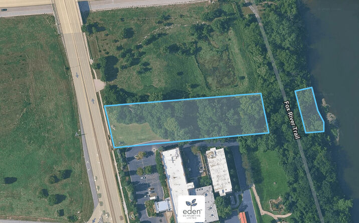Pictures of Land property located at 307 South Lincolnway Street, North Aurora, IL 60542 for sales - image #1