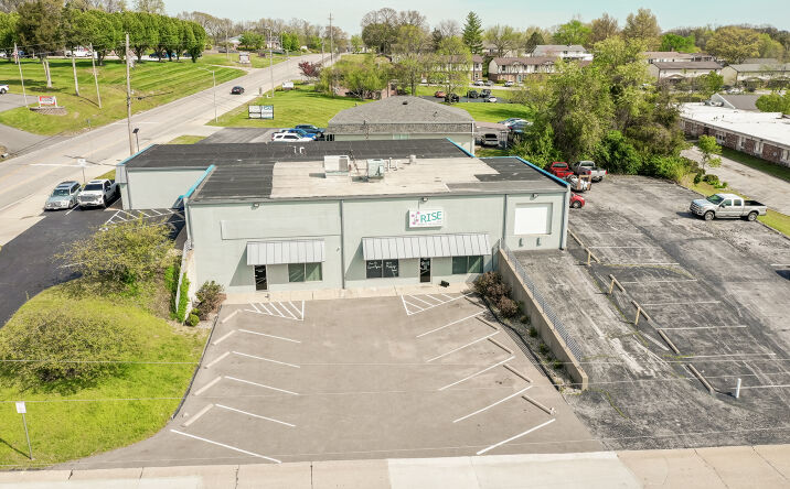 Pictures of Industrial, Mixed Use, Office property located at 622 Collins Dr, Festus, MO 63028 for sales - image #1