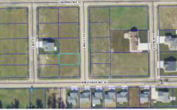 Pictures of Land property located at 910 S Willet St, Aberdeen, SD 57401 for sales - image #1