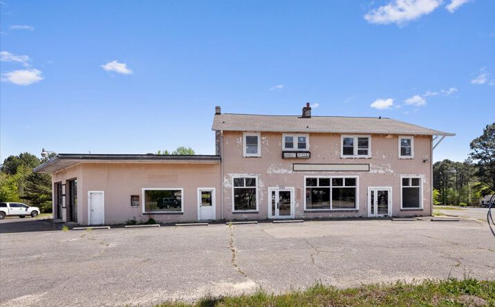Pictures of Industrial, Mixed Use, Retail property located at 3196 Vass-Carthage Rd, Carthage, NC 28327 for sales - image #1