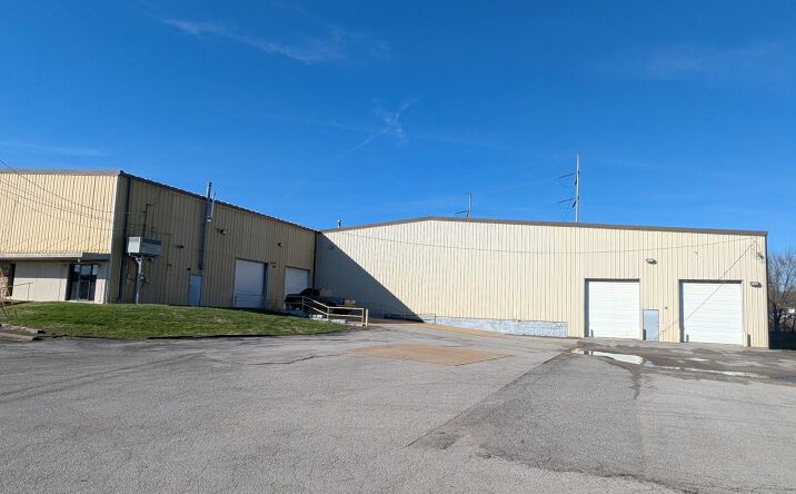 Pictures of Industrial property located at 121 Bennett Dr, Pulaski, TN 38478 for sales - image #1