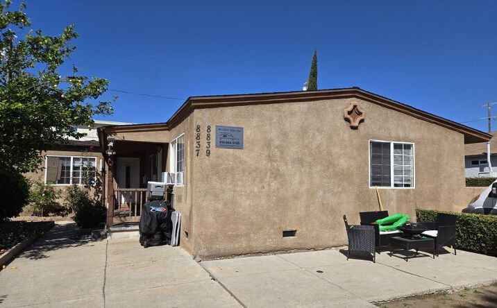 Pictures of Multifamily property located at 8837 Tilden Ave, Los Angeles, CA 91402 for sales - image #1