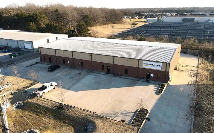 Pictures of Industrial property located at 554 Huntley Industrial Dr, Smyrna, TN 37167 for sales - image #1
