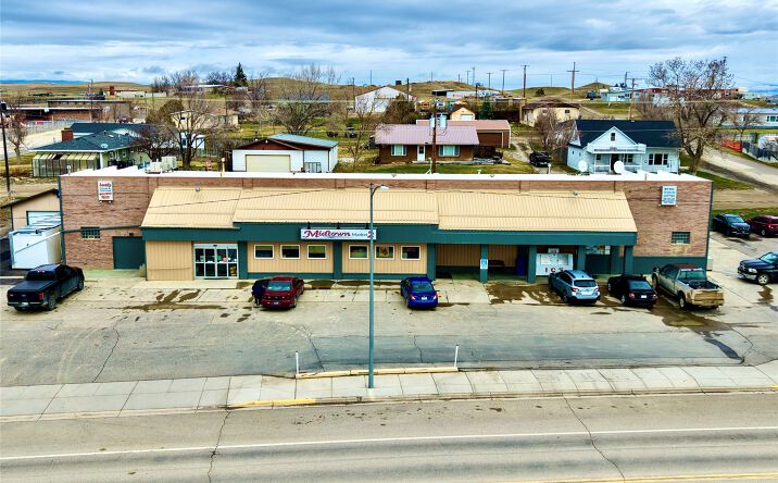 Pictures of Mixed Use, Retail property located at 207 3rd Street NE, Harlowton, MT 59036 for sales - image #1