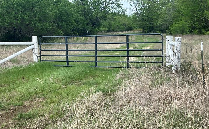 Pictures of Land property located at Bounds Road, Kingston, OK 73439 for sales - image #1
