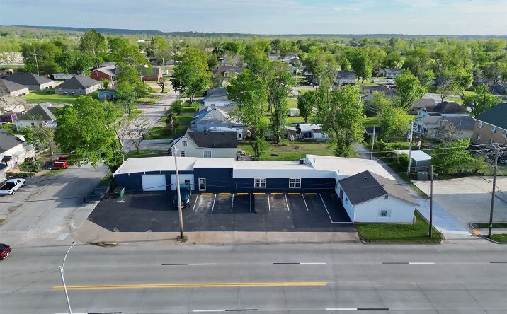 Pictures of Office, Special Purpose, Retail, Industrial property located at 505 E Patti Page Boulevard, Claremore, OK 74017 for sales - image #1
