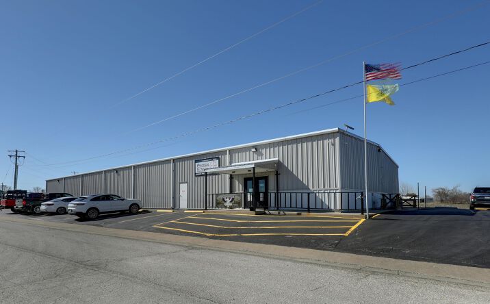 Pictures of Retail property located at 1 INDUSTRIAL Drive, La Grange, MO 63448 for sales - image #1